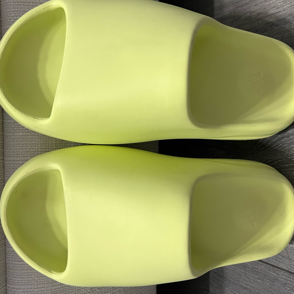 Yeezy Slides